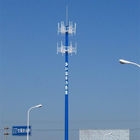 Torens van de staal de Kegel Zelfstandige Telecommunicatie met het Beklimmen van Ladders